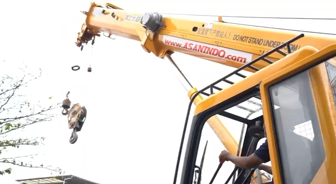 Crane